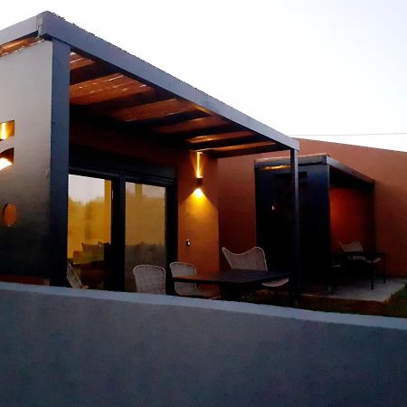 The Zen Point Detox Suites Marathopoli Exterior photo