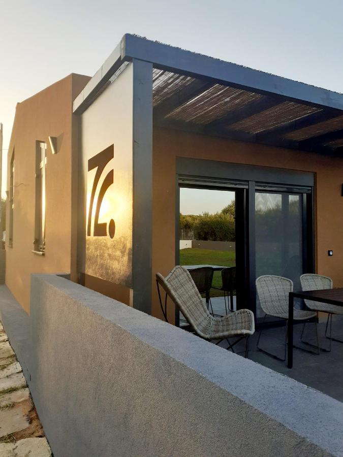 The Zen Point Detox Suites Marathopoli Exterior photo