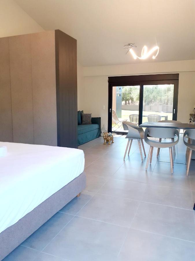 The Zen Point Detox Suites Marathopoli Exterior photo
